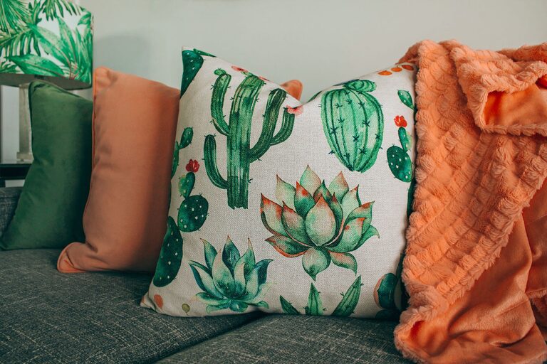 Tips for Creating a Cosy and Inviting Living Room Space